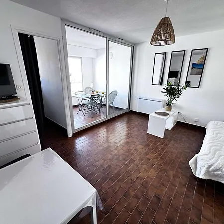 Calme, Vue Canal, Proche Et Commerces - Fr-1-702-71 *