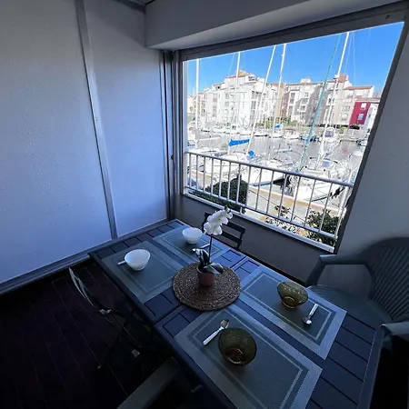 Calme, Vue Canal, Proche Et Commerces - Fr-1-702-71 * Agde